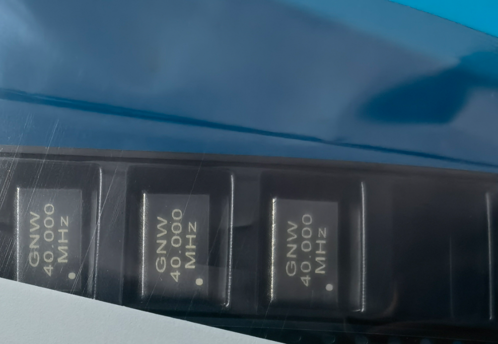 正弦波输出40MHz温补晶振TCXO ±0.1ppm高精度应用说明