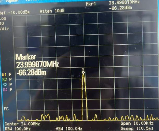 如何使用频谱分析仪测试晶振参数？