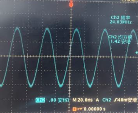 晶振无信号输出,系统无反应 (NO Signal Output from the Crystal）